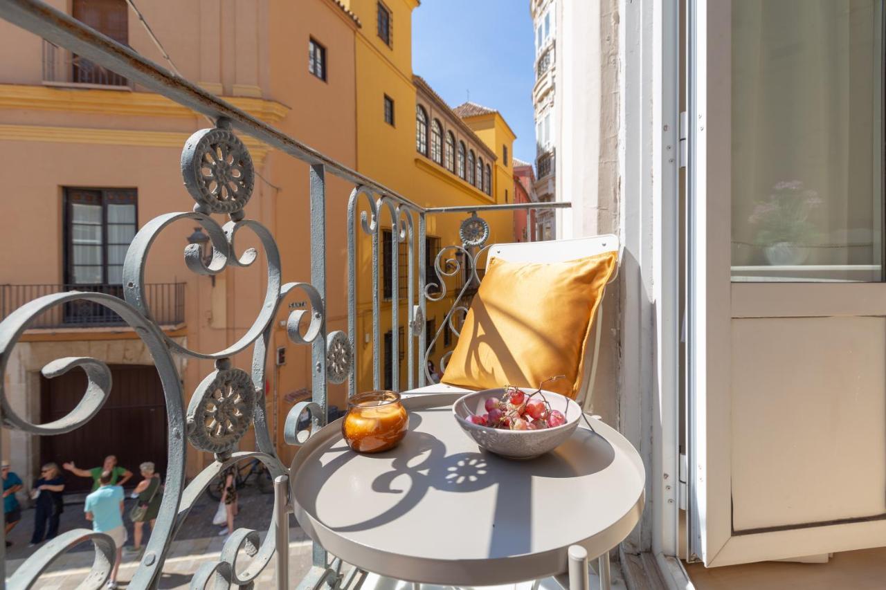 Luminoso Apartamento De Dos Habitaciones Con Vistas A Las Catedral Malaga Exterior photo