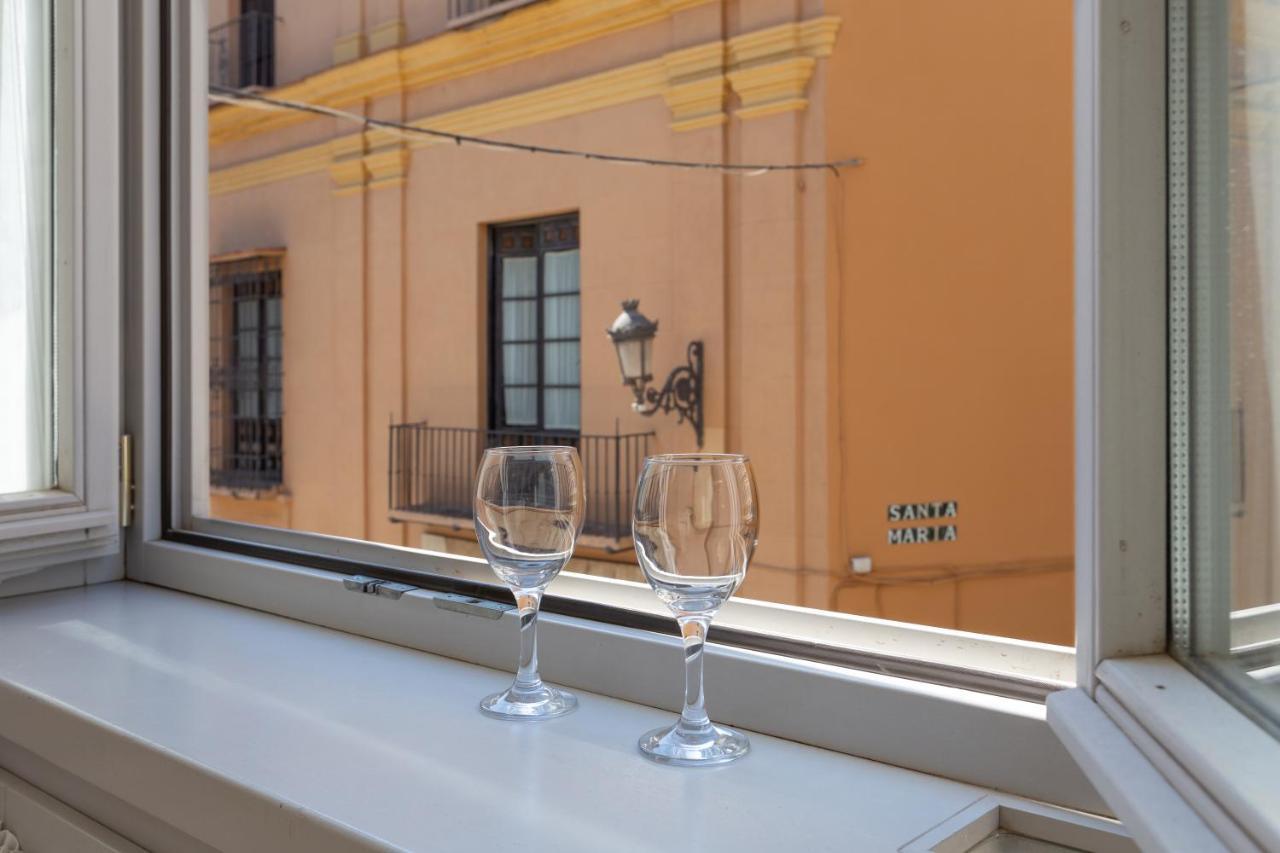 Luminoso Apartamento De Dos Habitaciones Con Vistas A Las Catedral Malaga Exterior photo